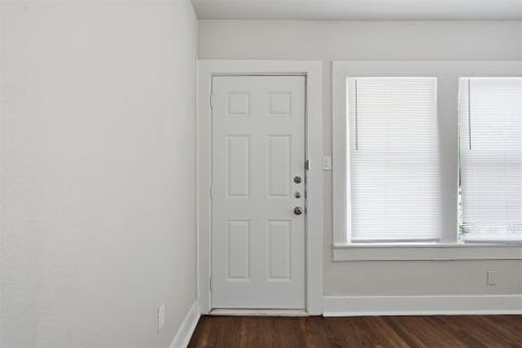 3413 Livingston Avenue, Fort Worth, TX 76110 — photo 2