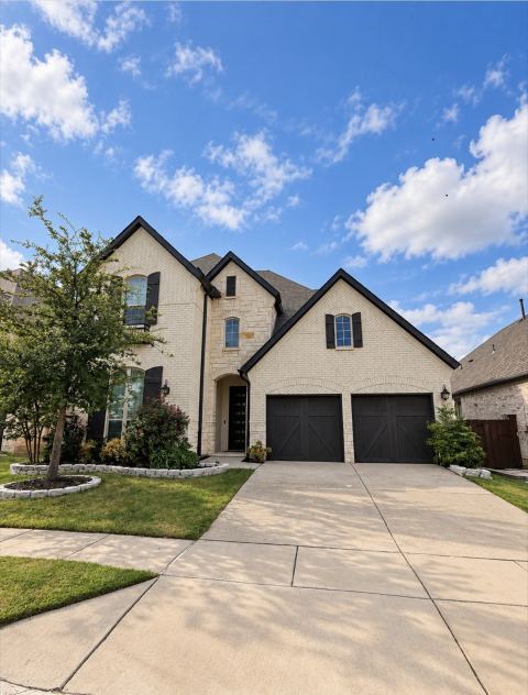 3012 Warrington, The Colony