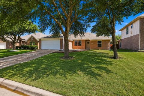 5424 Appalachian Way, Fort Worth, TX 76123 — photo 3