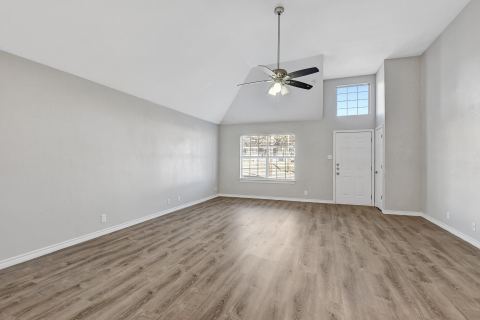 914 W Houston Street, Sherman, TX 75092 — photo 3