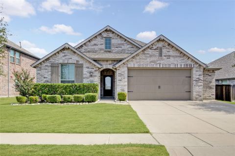 1819 Huntsman Way, Forney