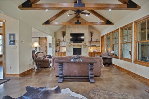 205 Haciendas Drive, Weatherford, TX 76087 — photo 2