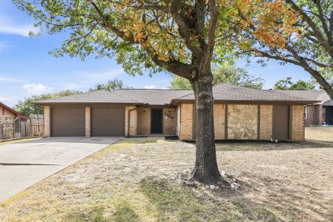 6609 Chilton Drive, North Richland Hills