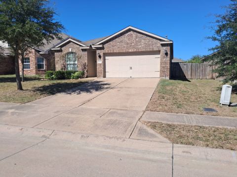 2043 Fair Crest Trail, Forney