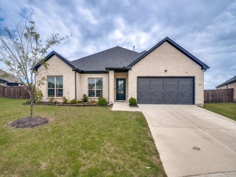 439 Cyprus Grove, Lavon
