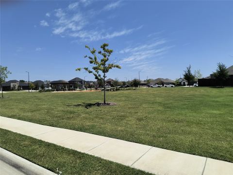 320 Leopold Trail, Greenville, TX 75402 — photo 2
