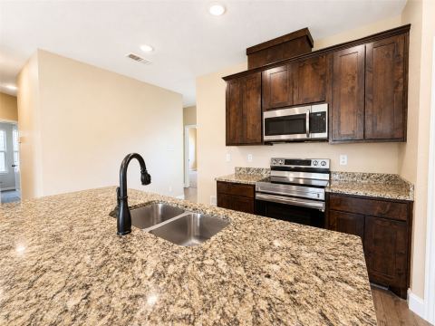 124 Canales Circle, Greenville, TX 75401 — photo 2