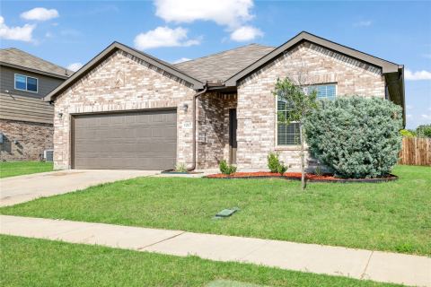 1217 Benwick Drive, Van Alstyne, TX 75495 — photo 2