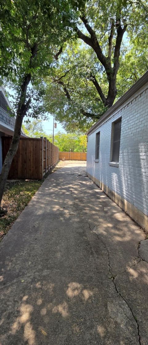 7303 Bucknell Drive, Dallas, TX 75214 — photo 2