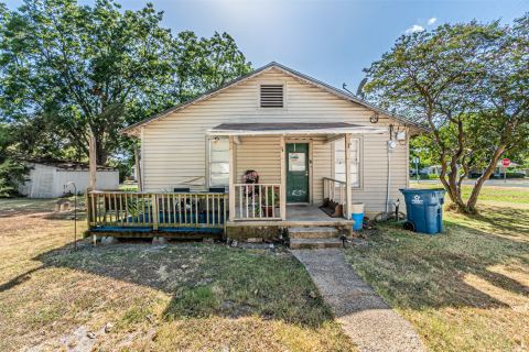 200 4th Street, Kerens, TX 75144 — photo 3