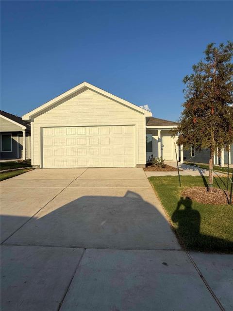 3917 Superior Place, Sherman