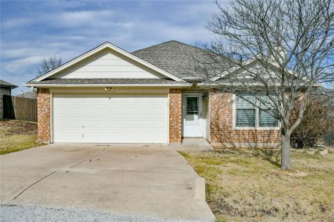 826 Rambling Court, Granbury