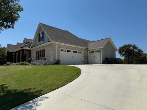 130 Demonbreun Court, Chico, TX 76431 — photo 3