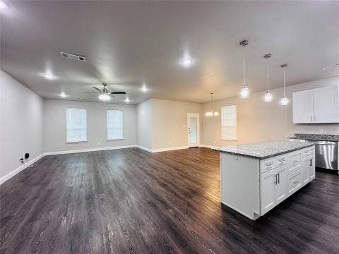 2415 San Gabriel Drive, Granbury, TX 76048 — photo 3