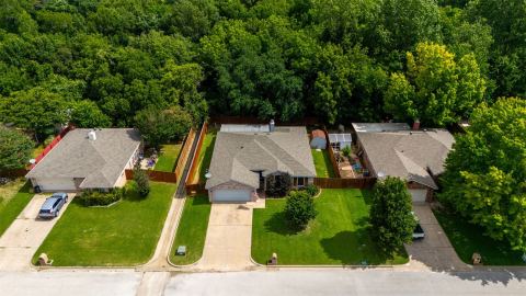213 King Arthur Drive, Weatherford, TX 76086 — photo 3