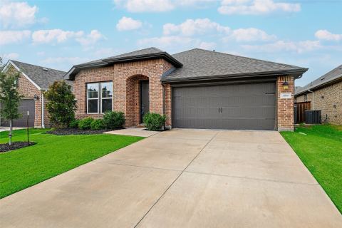 1809 Arbor Drive, Forney
