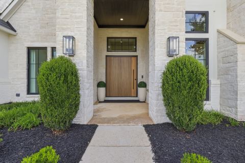 4500 Saddlewood Drive, Flower Mound, TX 75028 — photo 2