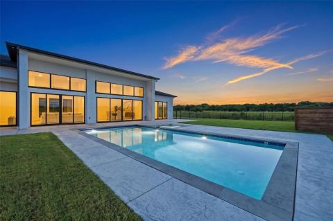 2284 County Road 222 Road, Anna