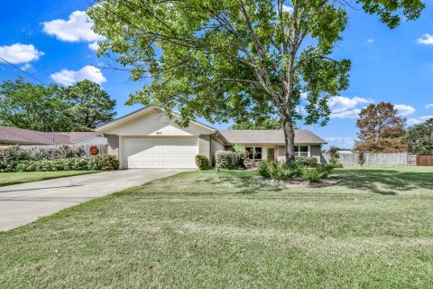1013 Texas Street, Sulphur Springs, TX 75482 — photo 2