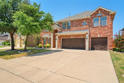 2932 Montalbo, Grand Prairie