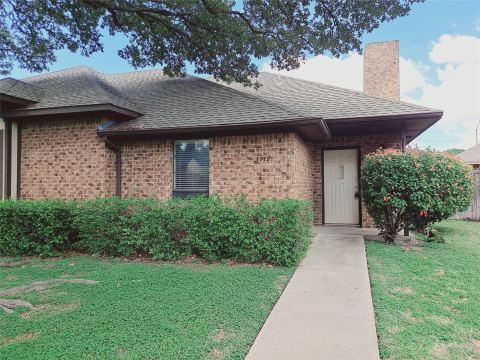 3917 Saint Christopher Lane, Dallas, TX 75287 — photo 2