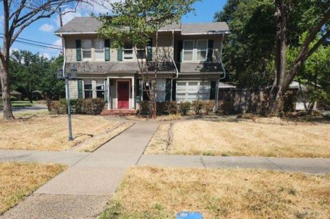 1820 Maplewood Avenue, Corsicana