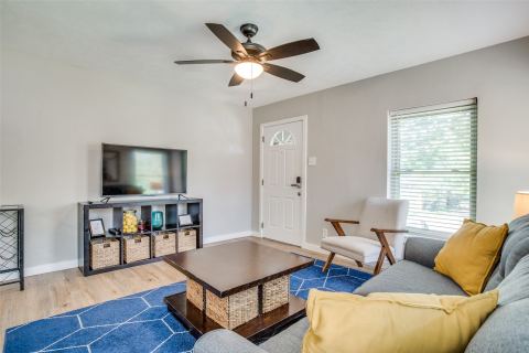 408 N Oak Cliff Boulevard 408 & 410, Dallas, TX 75208 — photo 3