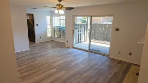 2733 Silver Creek Drive 104, Arlington, TX 76006 — photo 3
