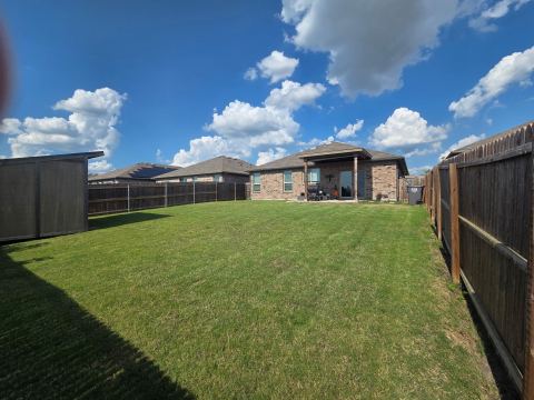 1036 Stanridge Lane, Van Alstyne, TX 75495 — photo 2