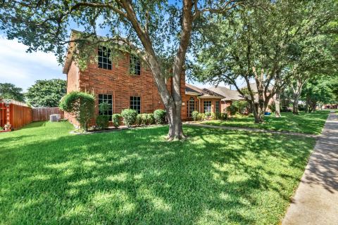 706 Green Apple Drive, Garland, TX 75044 — photo 2