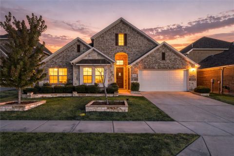 1916 Oakston Drive, Little Elm, TX 75033 — photo 2