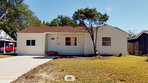 2320 Brockbank Drive, Irving, TX 75062 — photo 2