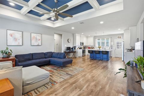 4004 Gallivant Drive, Granbury