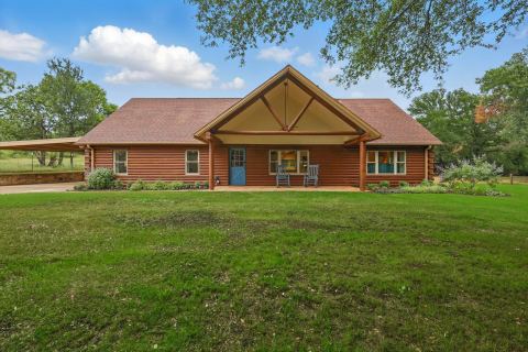 127 Pleasant Valley Lane, Weatherford