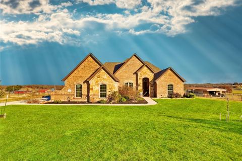 694 Jennings Lane, Azle, TX 76020 — photo 2