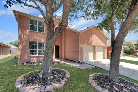 1068 Westbrook Court, Grand Prairie, TX 75052 — photo 3