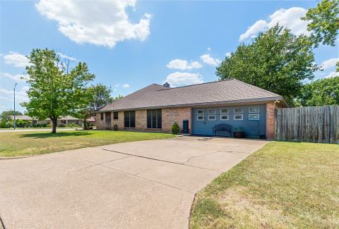 7133 Starnes Road, North Richland Hills, TX 76182 — photo 2