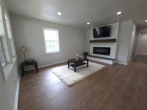 1405 N Oak Street, McKinney, TX 75069 — photo 3