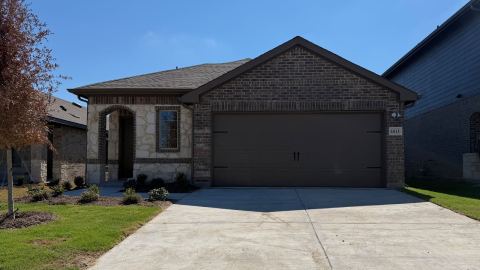 6015 Midsummer Way, Crandall