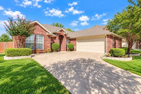 2309 Trickling Creek Drive, Garland, TX 75041 — photo 2