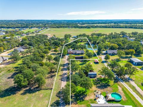 127 Brown Lane, Poolville, TX 76487 — photo 2