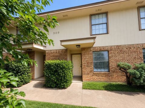 509 S Beverly Street 3, Crowley