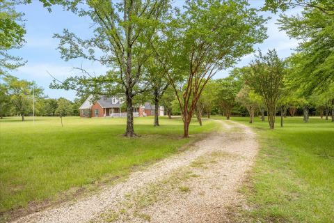 10495 Holly Creek Road, Terrell, TX 75160 — photo 2