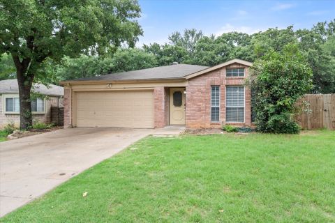 1217 Hidden Creek Drive, Mansfield, TX 76063 — photo 3