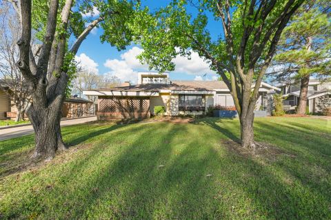 522 Hunters Glen Street, Lewisville, TX 75067 — photo 2