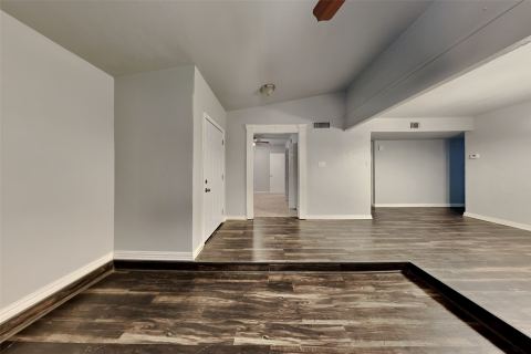 1711 Chesterfield Drive, Carrollton, TX 75007 — photo 2