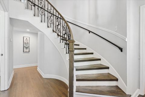 3608 Courtdale, Farmers Branch, TX 75234 — photo 2