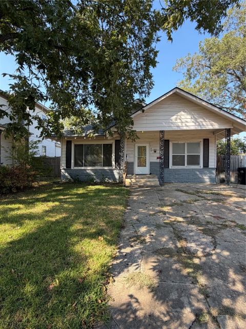 619 W Owing Street, Denison