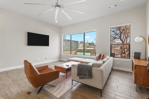 4526 Deere Street 204, Dallas, TX 75204 — photo 2