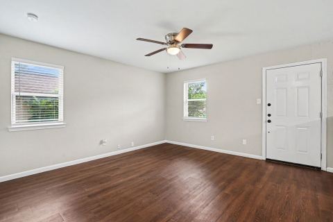 809 E Bovell Street, Crowley, TX 76036 — photo 2
